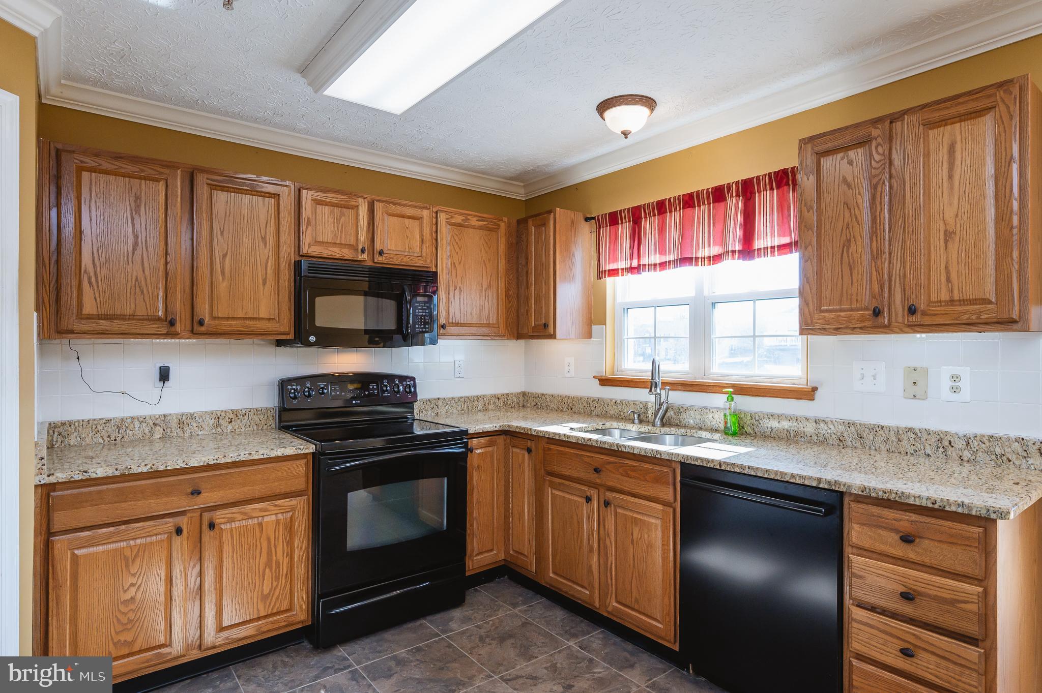2105 Kyle Green Road Abingdon, MD 21009 - Photo 15 of 53 Kitchen