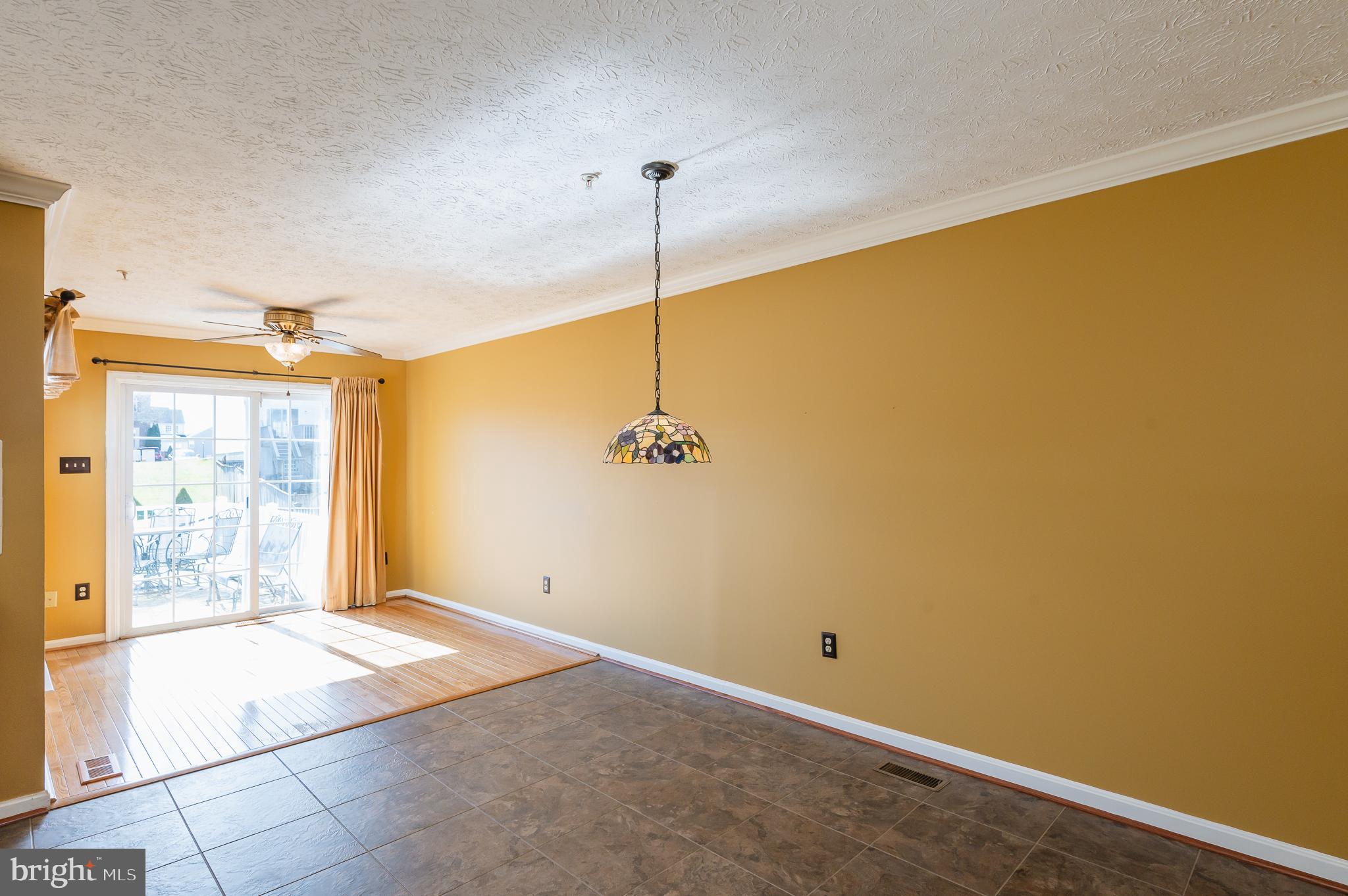 2105 Kyle Green Road Abingdon, MD 21009 - Photo 19 of 53 Kitchen with Table Space
