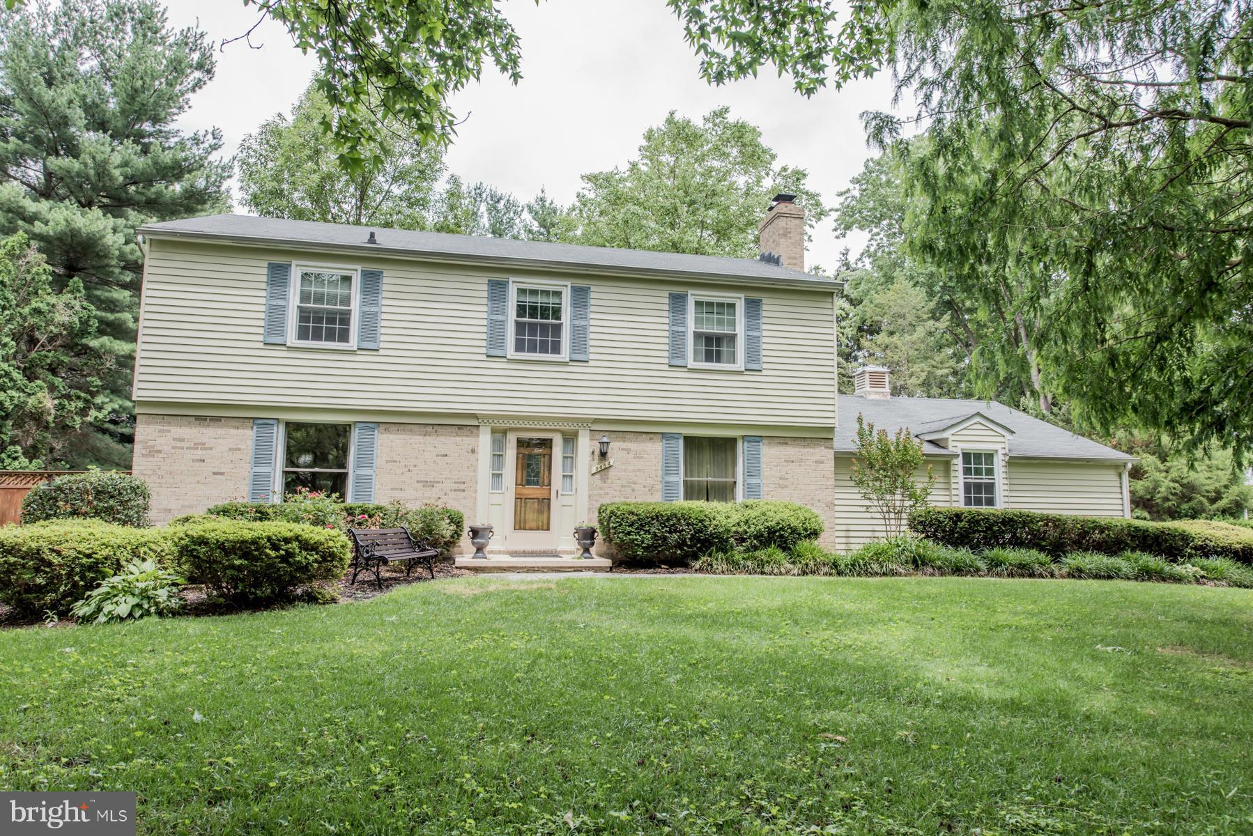 9454 Dunloggin Road Ellicott City, MD 21042 - Photo 1 of 29 Exterior (Front)