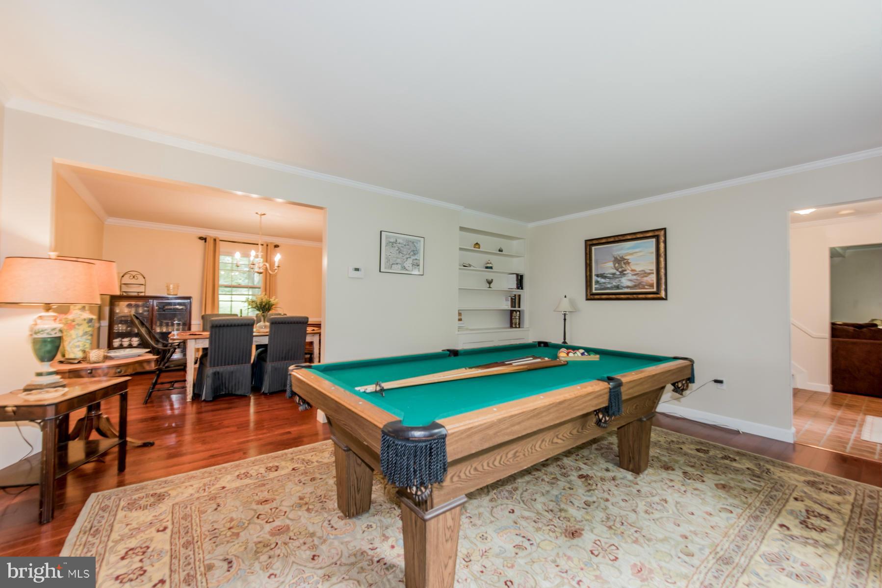 9454 Dunloggin Road Ellicott City, MD 21042 - Photo 8 of 29 Living Room