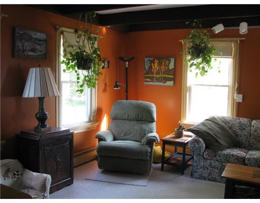 528 Plains Road Readfield, ME 04355 - Photo 18 of 23 Living Room.