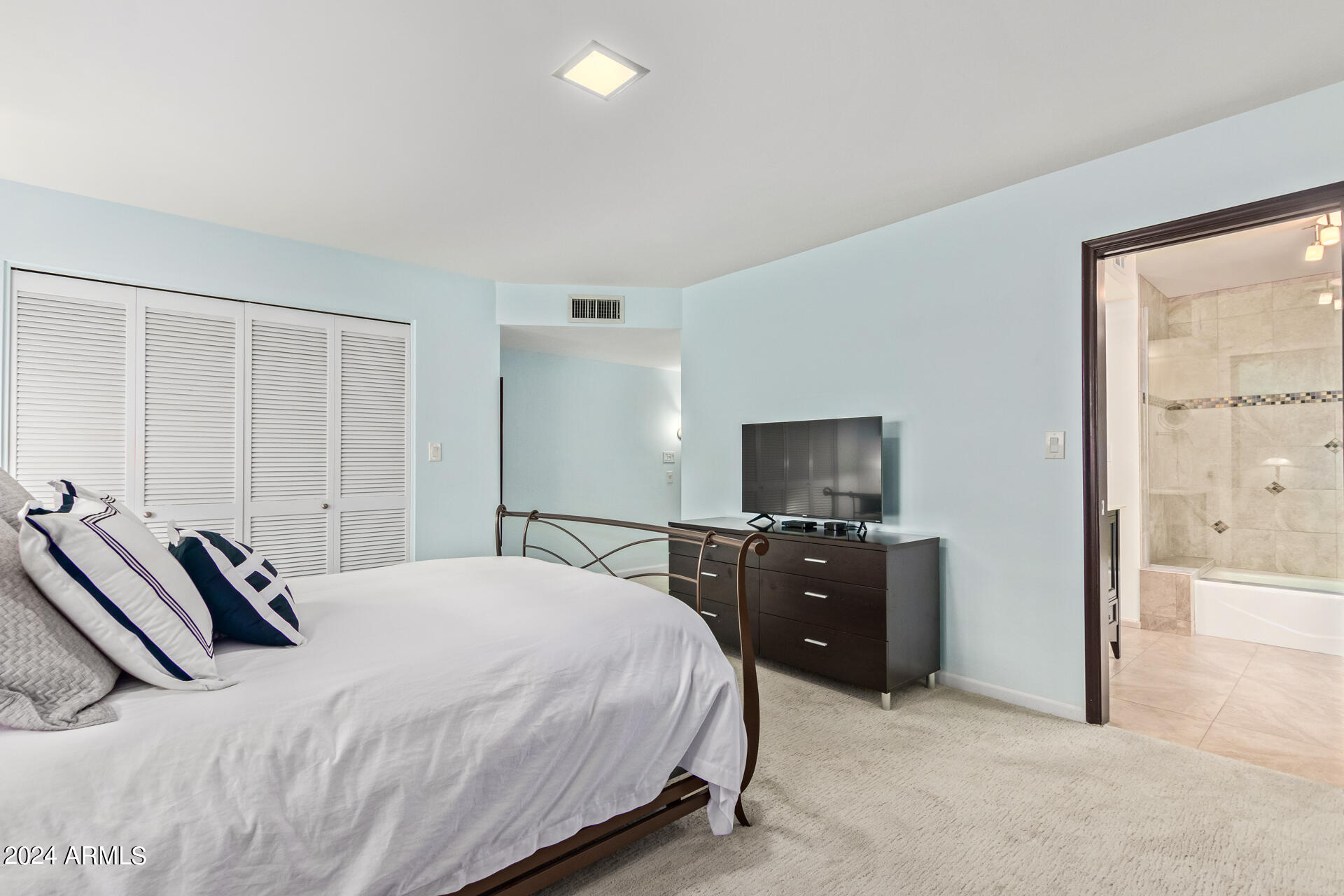 2149 East Lawrence Road Phoenix, AZ 85016 - Photo 21 of 53 Owners Suite