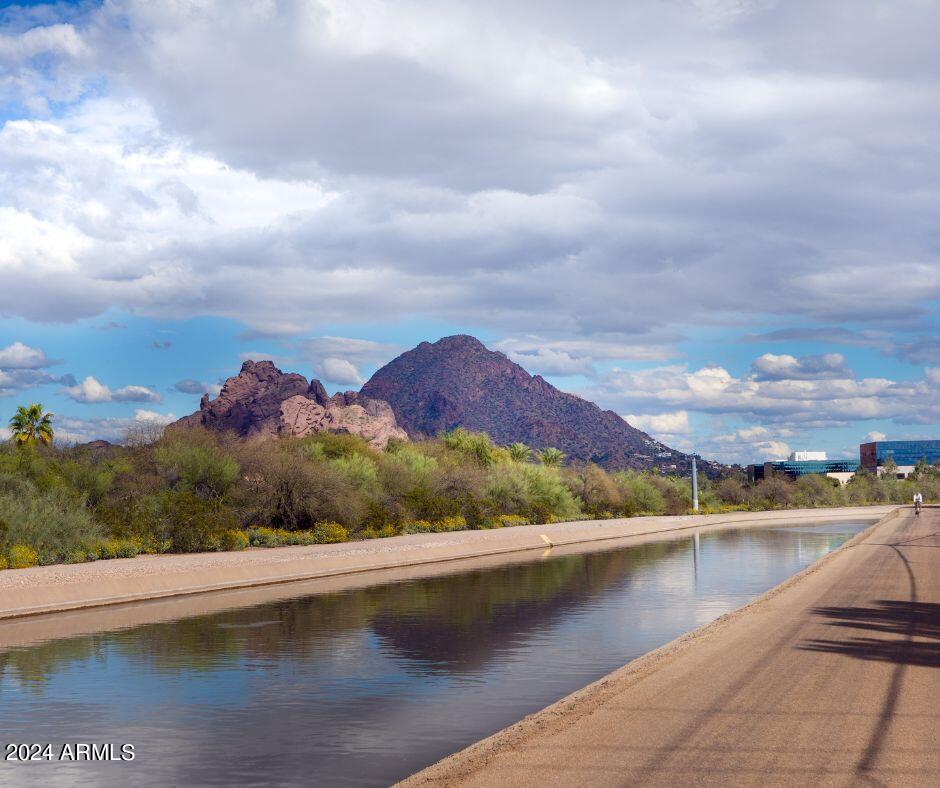 2149 East Lawrence Road Phoenix, AZ 85016 - Photo 52 of 53 Canal Path to Biltmore