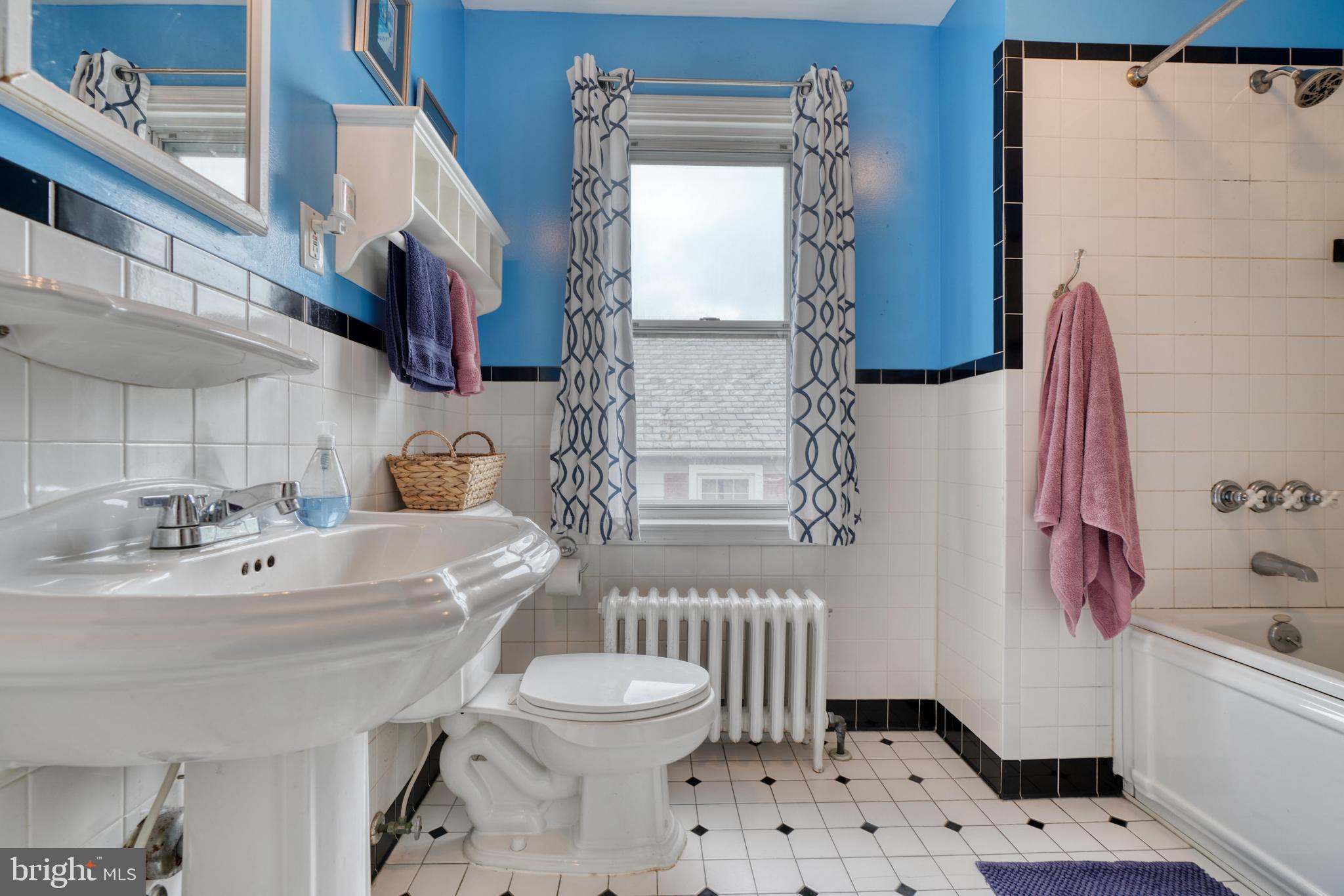 609 Kingston Road Baltimore, MD 21212 - Photo 63 of 81 Shower/ Tub Hall Bath