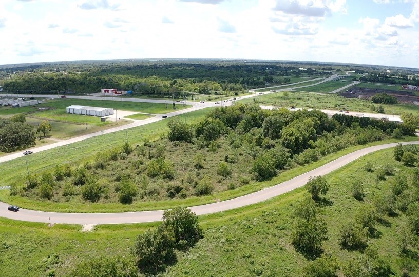 0 Shanks Road Angleton, TX 77515 - Photo 5 of 10 a view of a green field with lots of green space