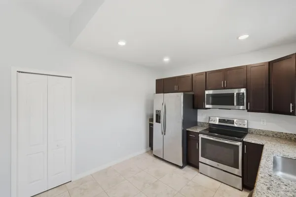 $420,000 | 2350 Southeast Calcutta Circle, Port St. Lucie, FL 34952