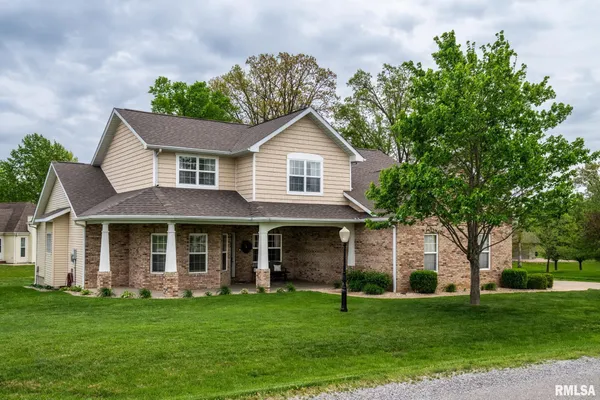$475,000 | 314 Twin Lakes Road, Carterville, IL 62918