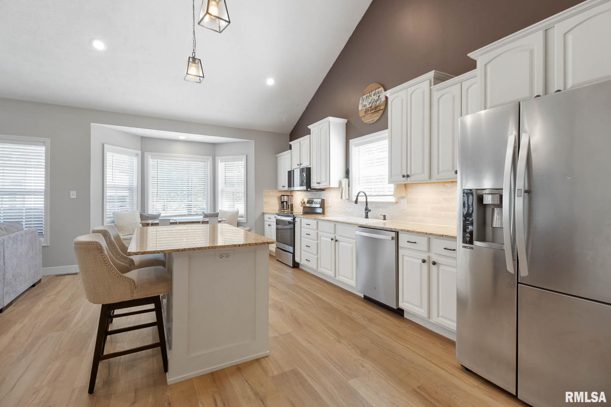 314 Twin Lakes Road Carterville, IL 62918 - Photo 13 of 44