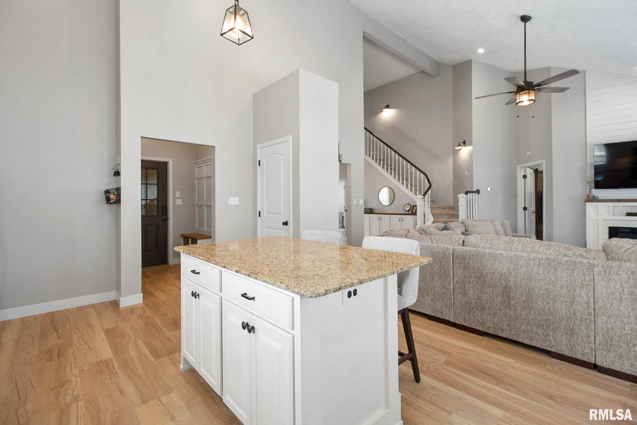 314 Twin Lakes Road Carterville, IL 62918 - Photo 16 of 44