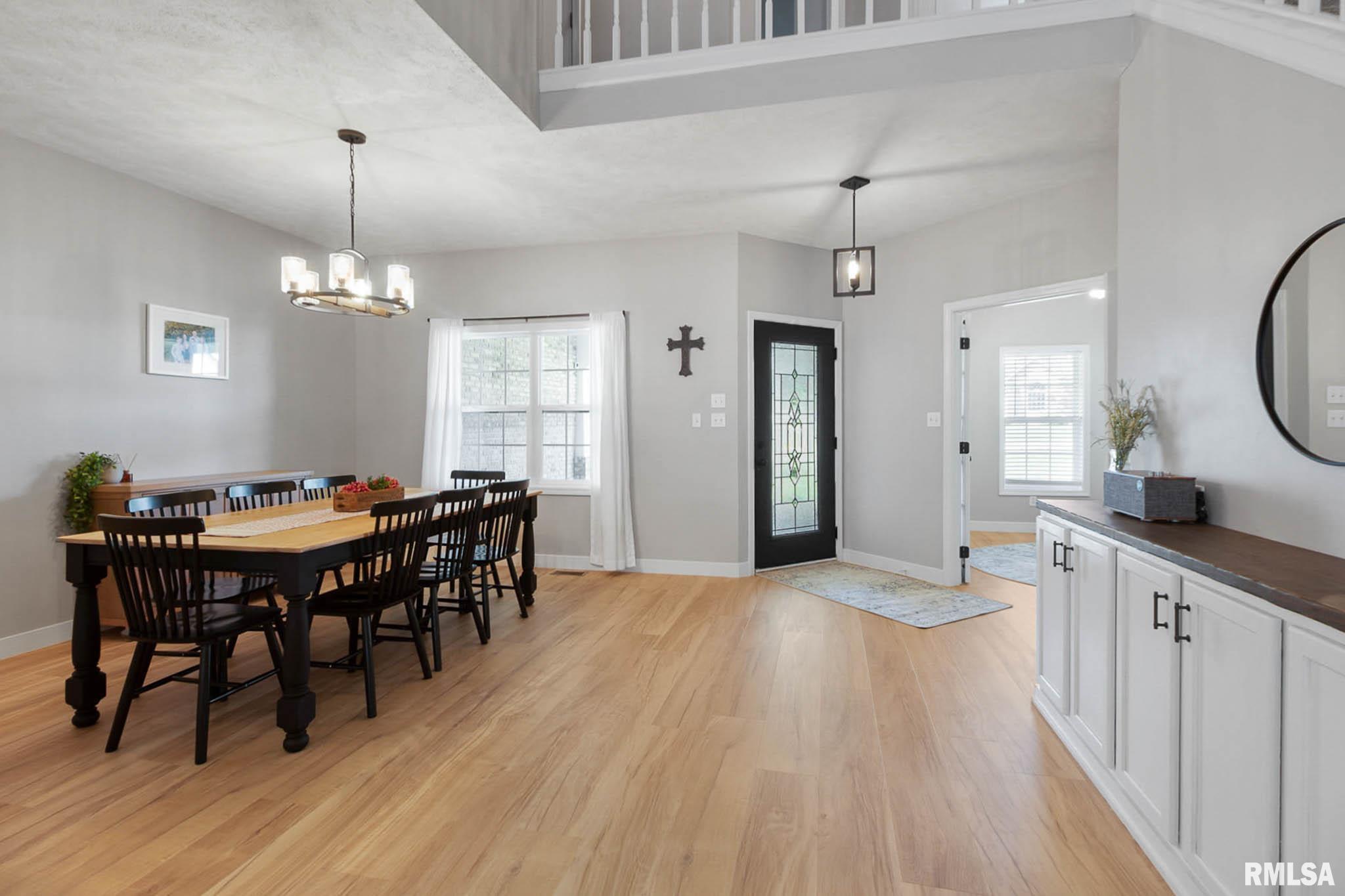 314 Twin Lakes Road Carterville, IL 62918 - Photo 3 of 44