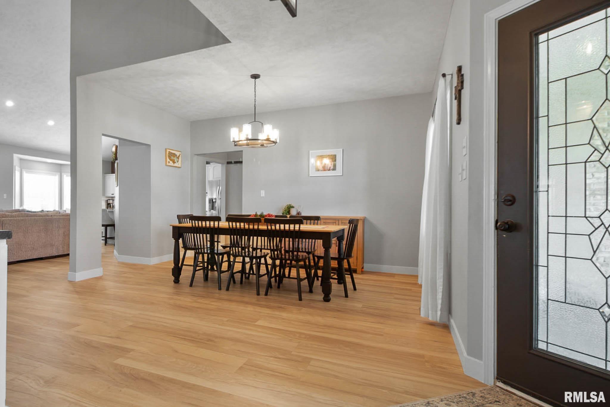 314 Twin Lakes Road Carterville, IL 62918 - Photo 4 of 44