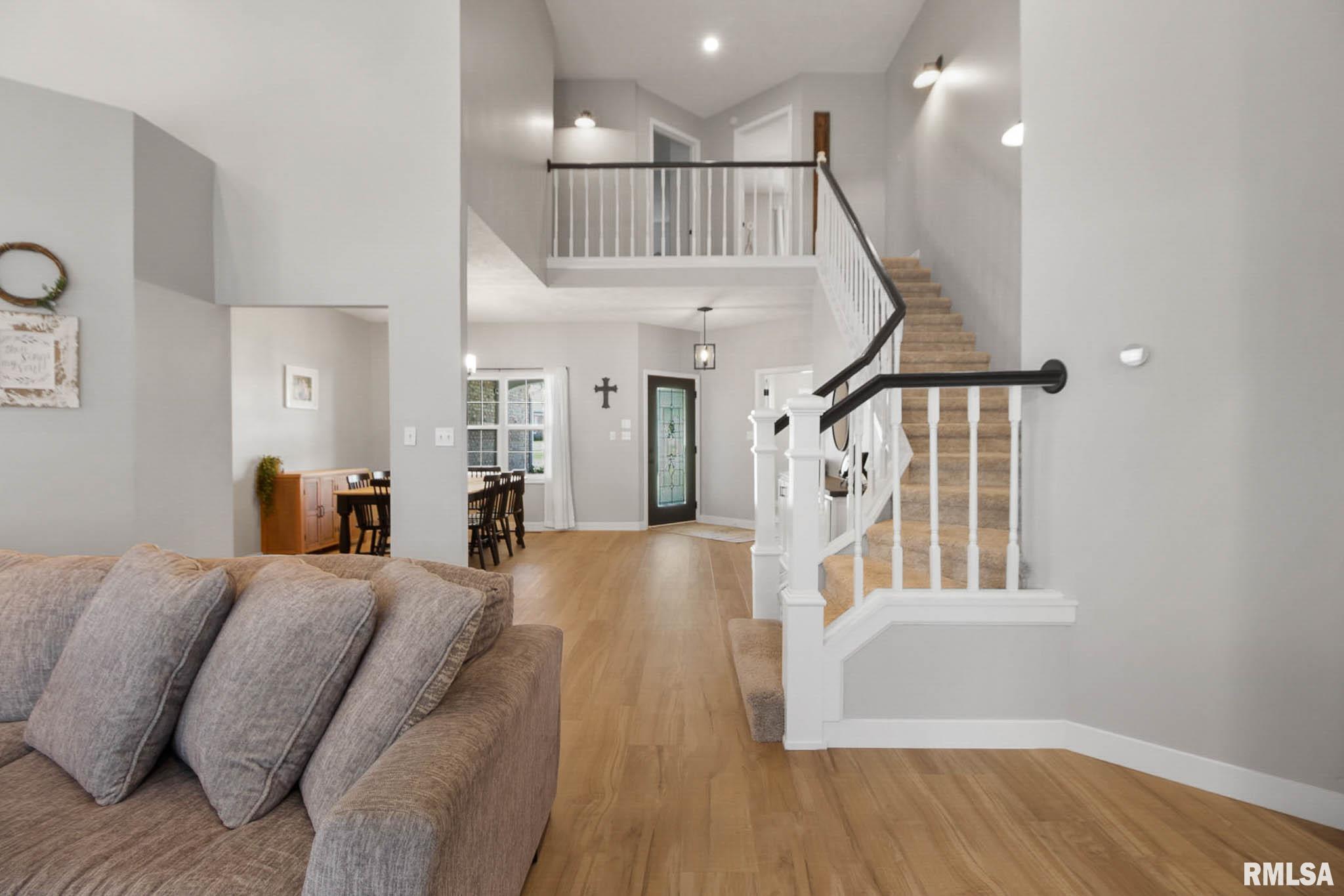 314 Twin Lakes Road Carterville, IL 62918 - Photo 9 of 44