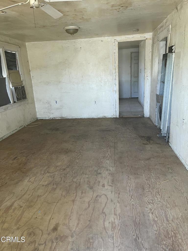 628 East 3rd Street Bakersfield, CA 93307 - Photo 13 of 35 IMG_9838