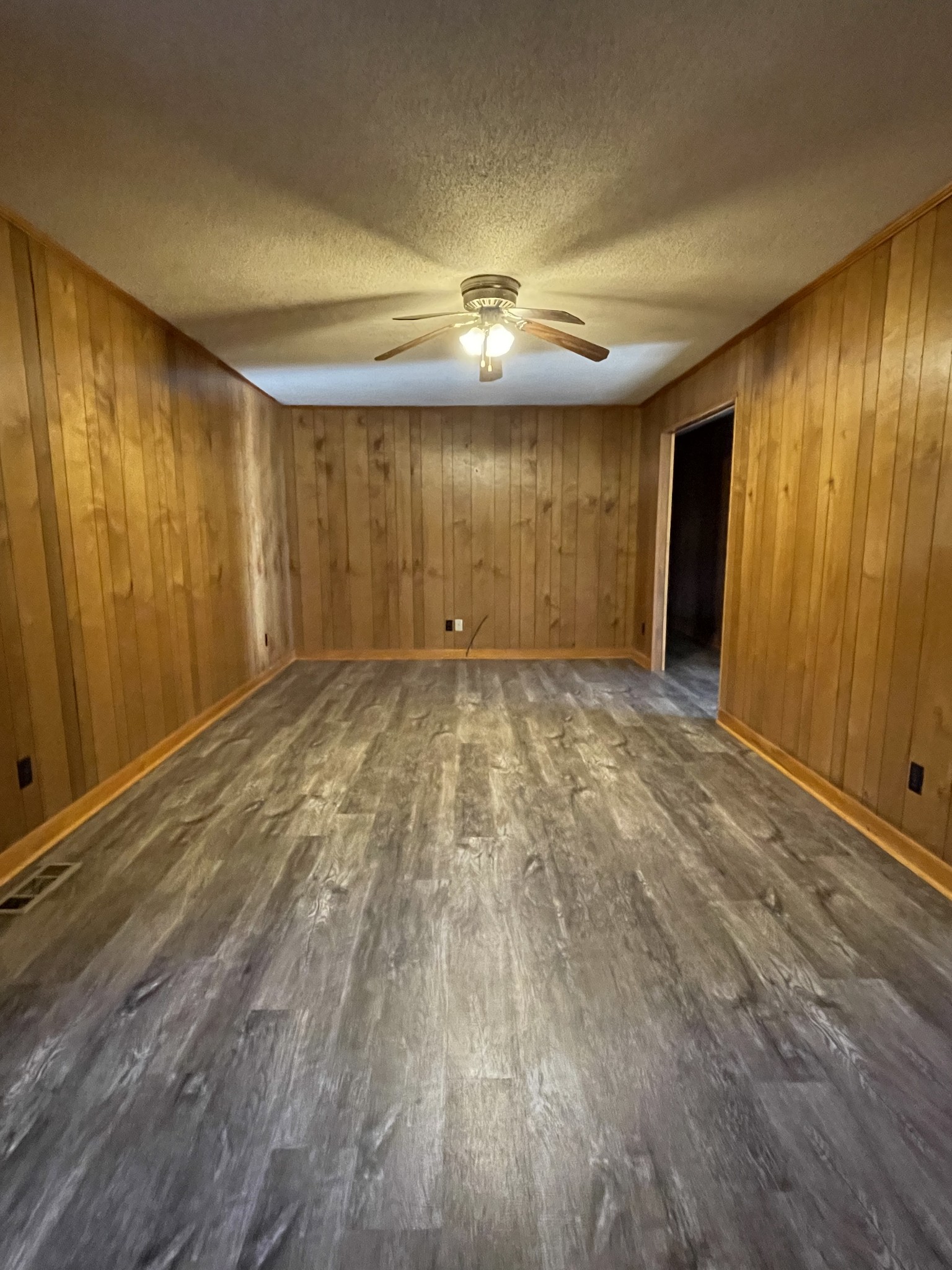 470 Cat Creek Road Manchester, TN 37355 - Photo 7 of 20 wooden floor in an empty room