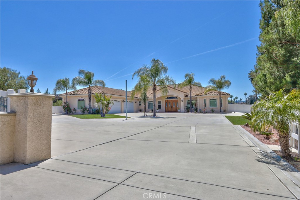 41380 La Sierra Road Temecula, CA 92591 - Photo 71 of 72 a view of a street with houses