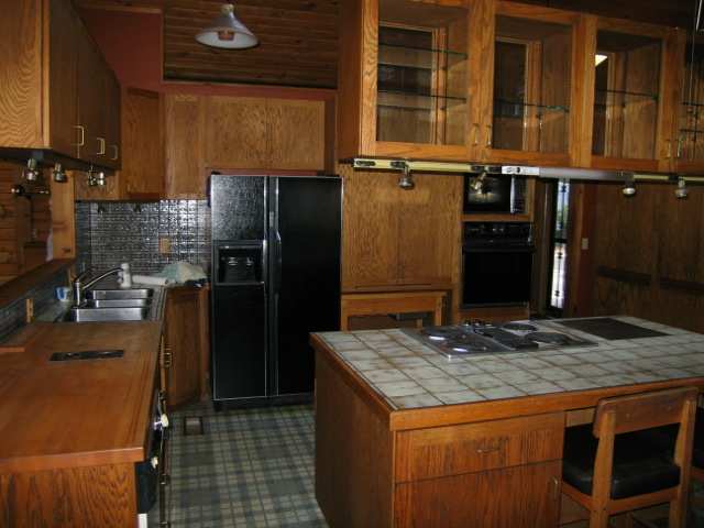 320 East Shore Road Nine Mile Falls, WA 99026 - Photo 3 of 9 Gallery Image 3