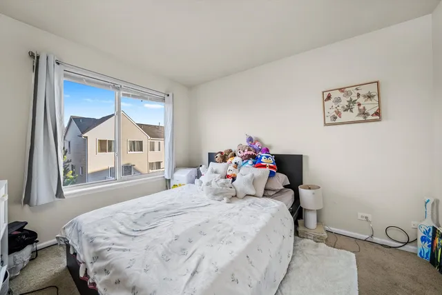 $380,000 | 2950 Shelly Lane, Unit 2950, Aurora, IL 60504