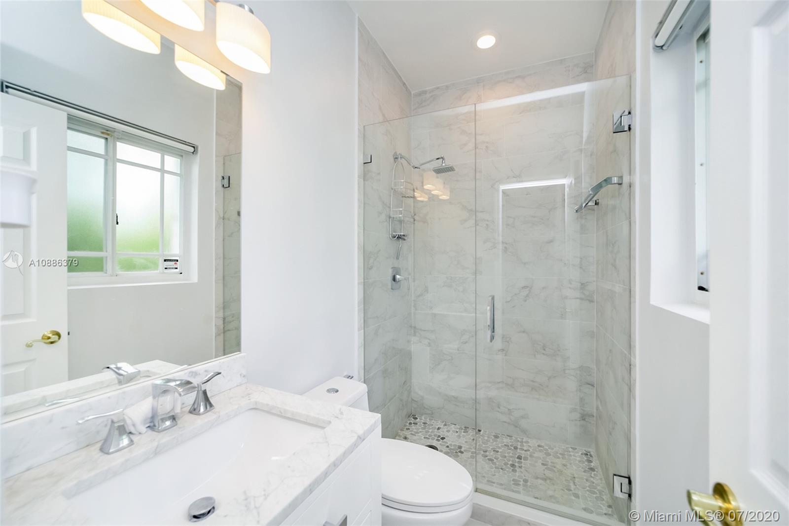 501 Southwest 19th Road Miami, FL 33129 - Photo 14 of 27
