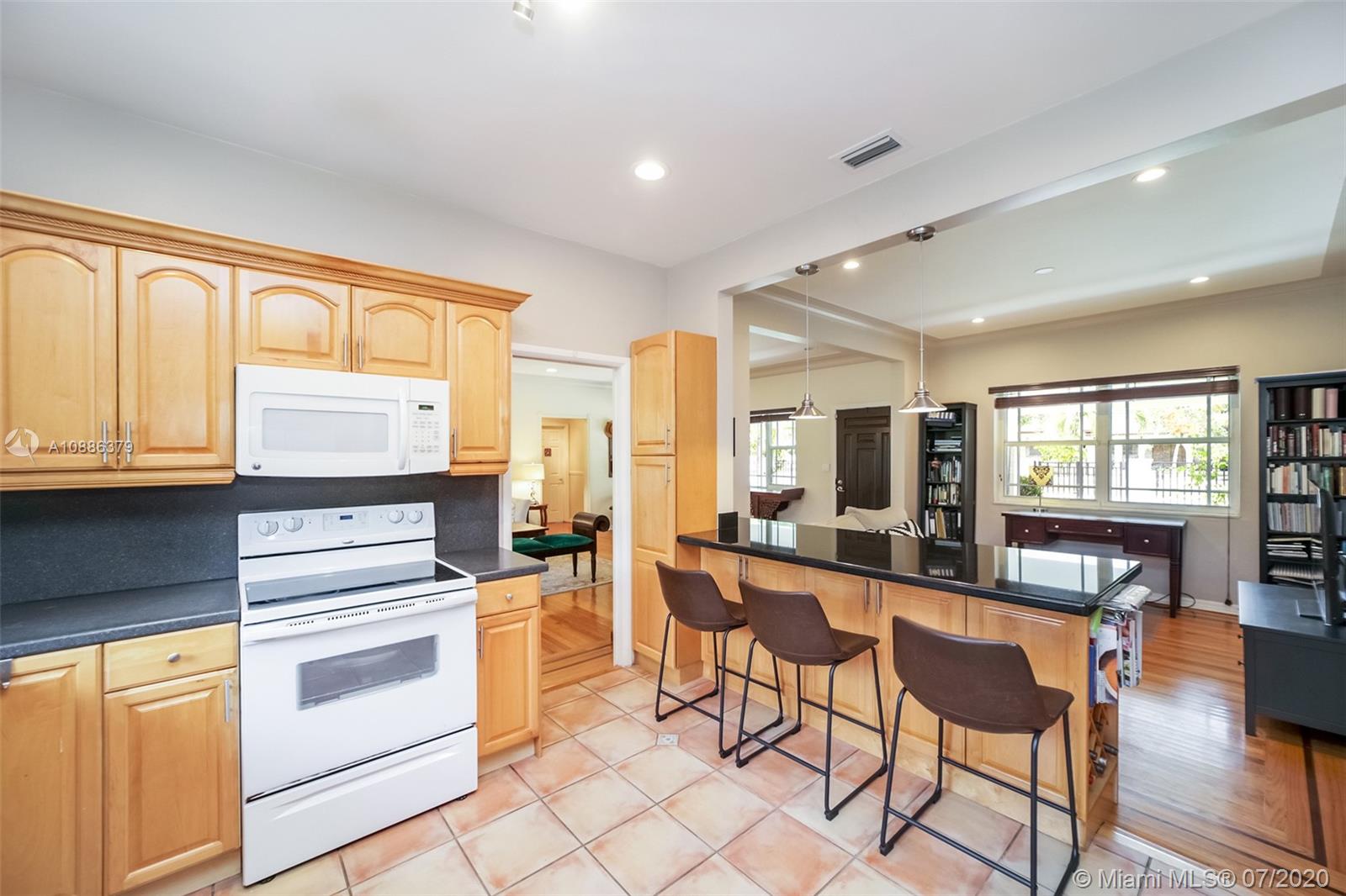 501 Southwest 19th Road Miami, FL 33129 - Photo 18 of 27