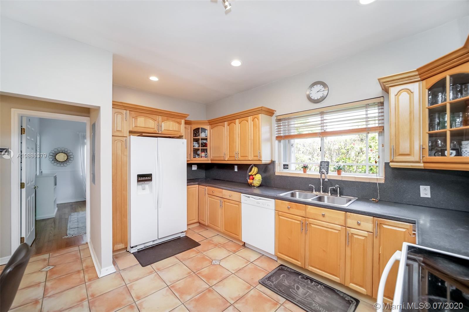 501 Southwest 19th Road Miami, FL 33129 - Photo 21 of 27