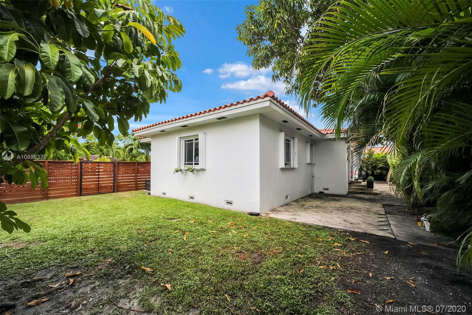 501 Southwest 19th Road Miami, FL 33129 - Photo 24 of 27