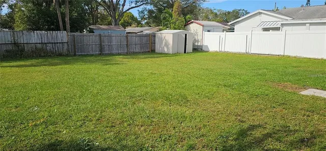 $1,225 | 815 10th Street Northwest, Largo, FL 33770