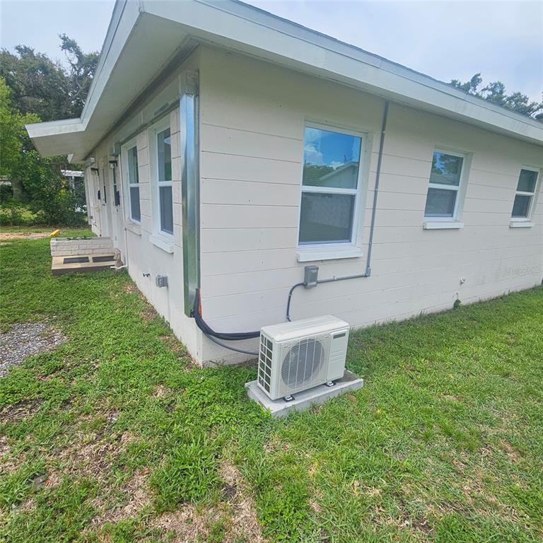 815 10th Street Northwest Largo, FL 33770 - Photo 2 of 15