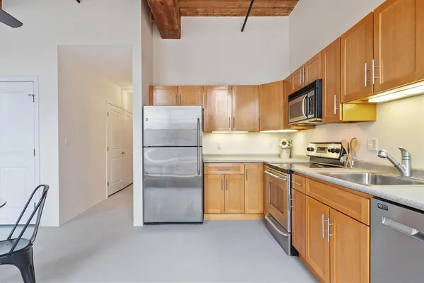 $309,000 | 35 Riverwalk Way, Unit R103, Lowell, MA 01854