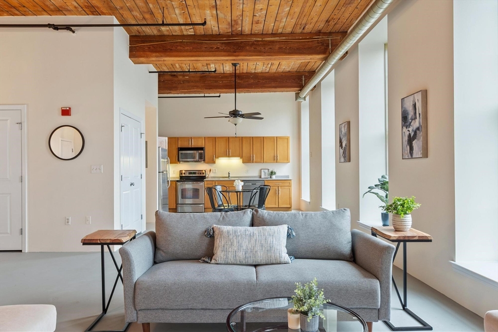 35 Riverwalk Way, Unit R103 Lowell, MA 01854 - Photo 2 of 27