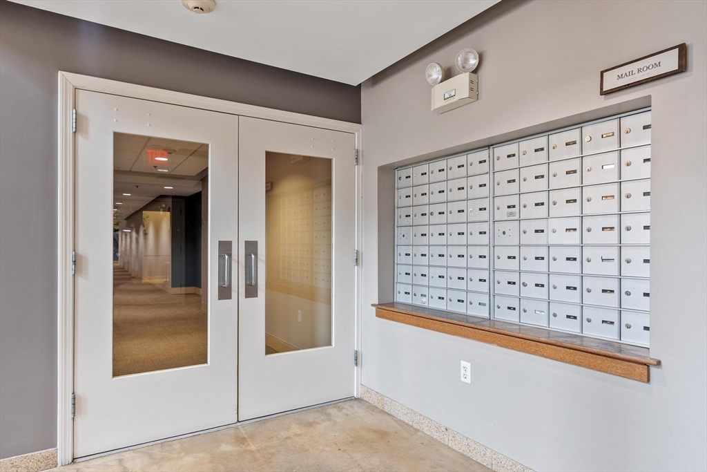 35 Riverwalk Way, Unit R103 Lowell, MA 01854 - Photo 21 of 27