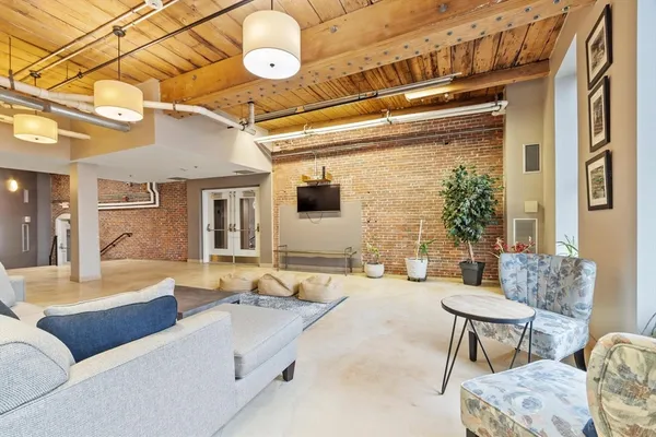 $309,000 | 35 Riverwalk Way, Unit R103, Lowell, MA 01854