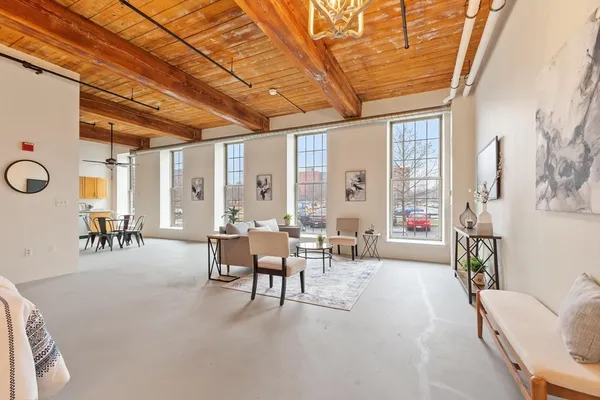 $309,000 | 35 Riverwalk Way, Unit R103, Lowell, MA 01854