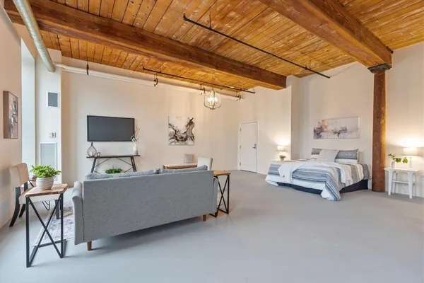$309,000 | 35 Riverwalk Way, Unit R103, Lowell, MA 01854