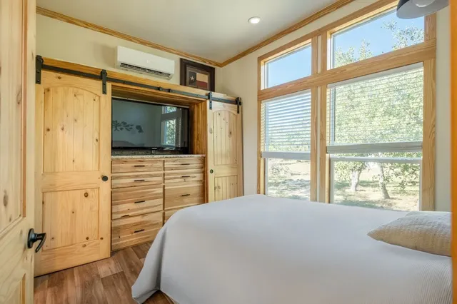 $1,160,000 | 483 East Grand Oaks Drive, Harper, TX 78631