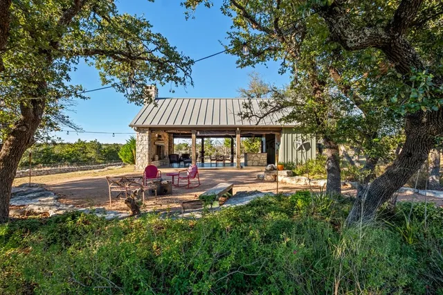$1,160,000 | 483 East Grand Oaks Drive, Harper, TX 78631