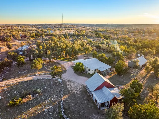 $1,160,000 | 483 East Grand Oaks Drive, Harper, TX 78631