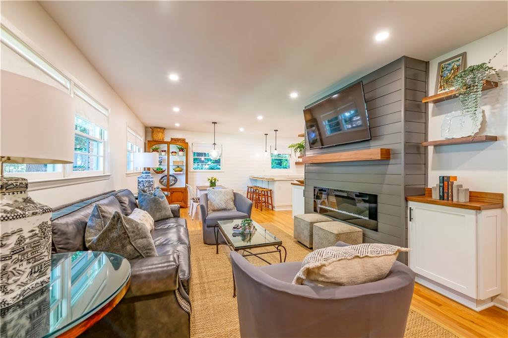 2907 Mt Olive Drive Decatur, GA 30033 - Photo 2 of 28