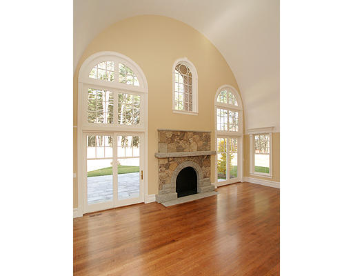 9 Cliff Road Weston, MA 02493 - Photo 4 of 17