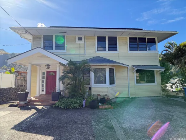 $5,600 | 2825 Pali Highway, Unit A, Honolulu, HI 96817