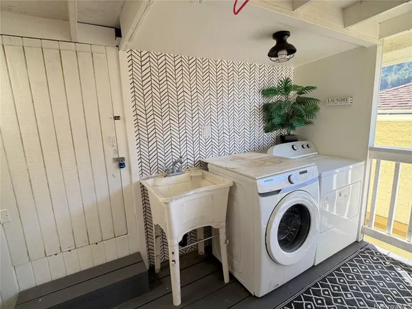 $5,600 | 2825 Pali Highway, Unit A, Honolulu, HI 96817