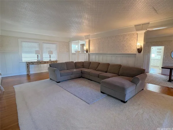 $5,600 | 2825 Pali Highway, Unit A, Honolulu, HI 96817