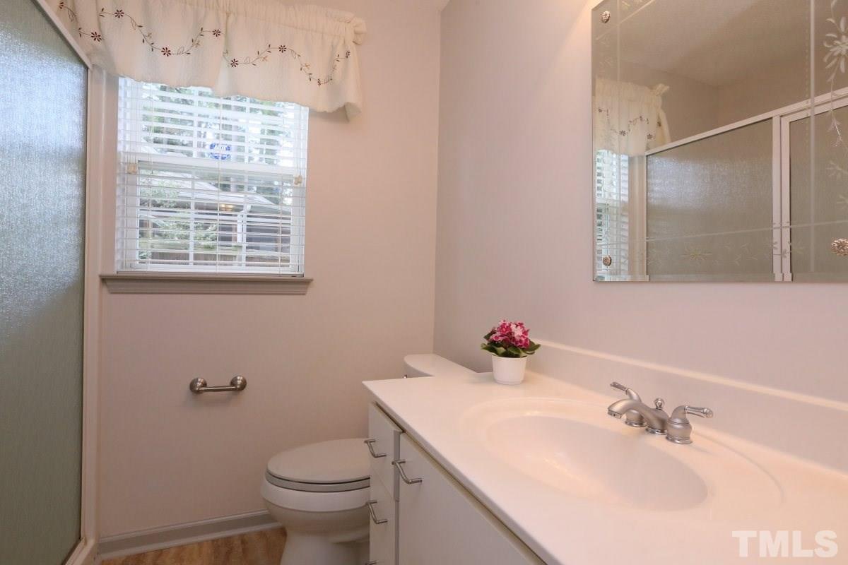 5229 Cottage Oaks Lane Raleigh, NC 27616 - Photo 11 of 25 Gallery Image 11
