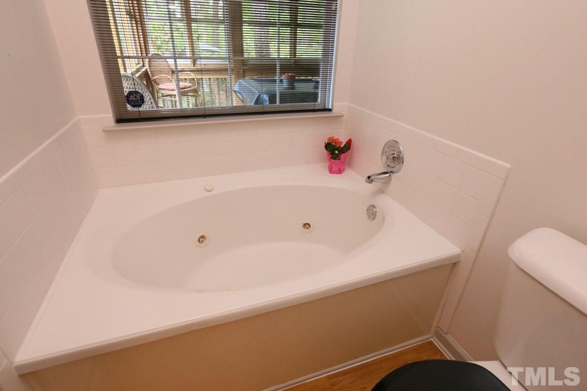 5229 Cottage Oaks Lane Raleigh, NC 27616 - Photo 12 of 25 Gallery Image 12
