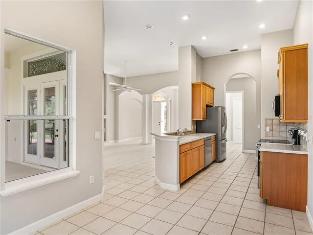 $485,000 | 9958 Santa Barbara Court, Howey-in-the-Hills, FL 34737