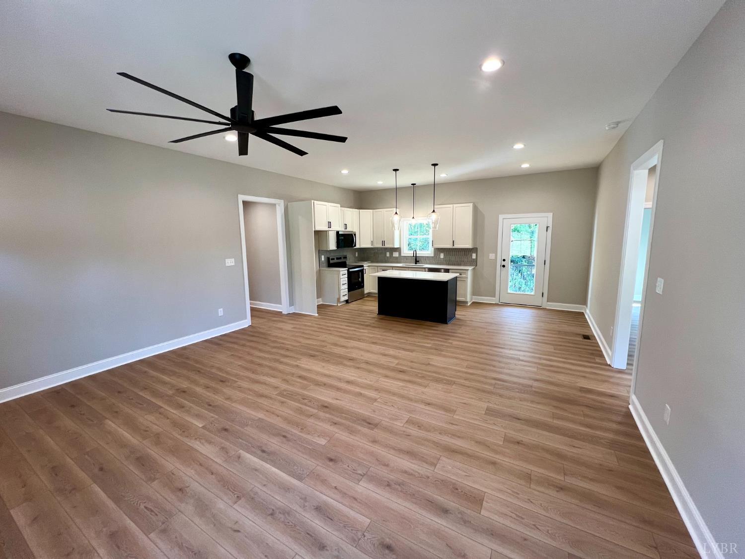 112 Graham Creek Road Madison Heights, VA 24572 - Photo 6 of 42