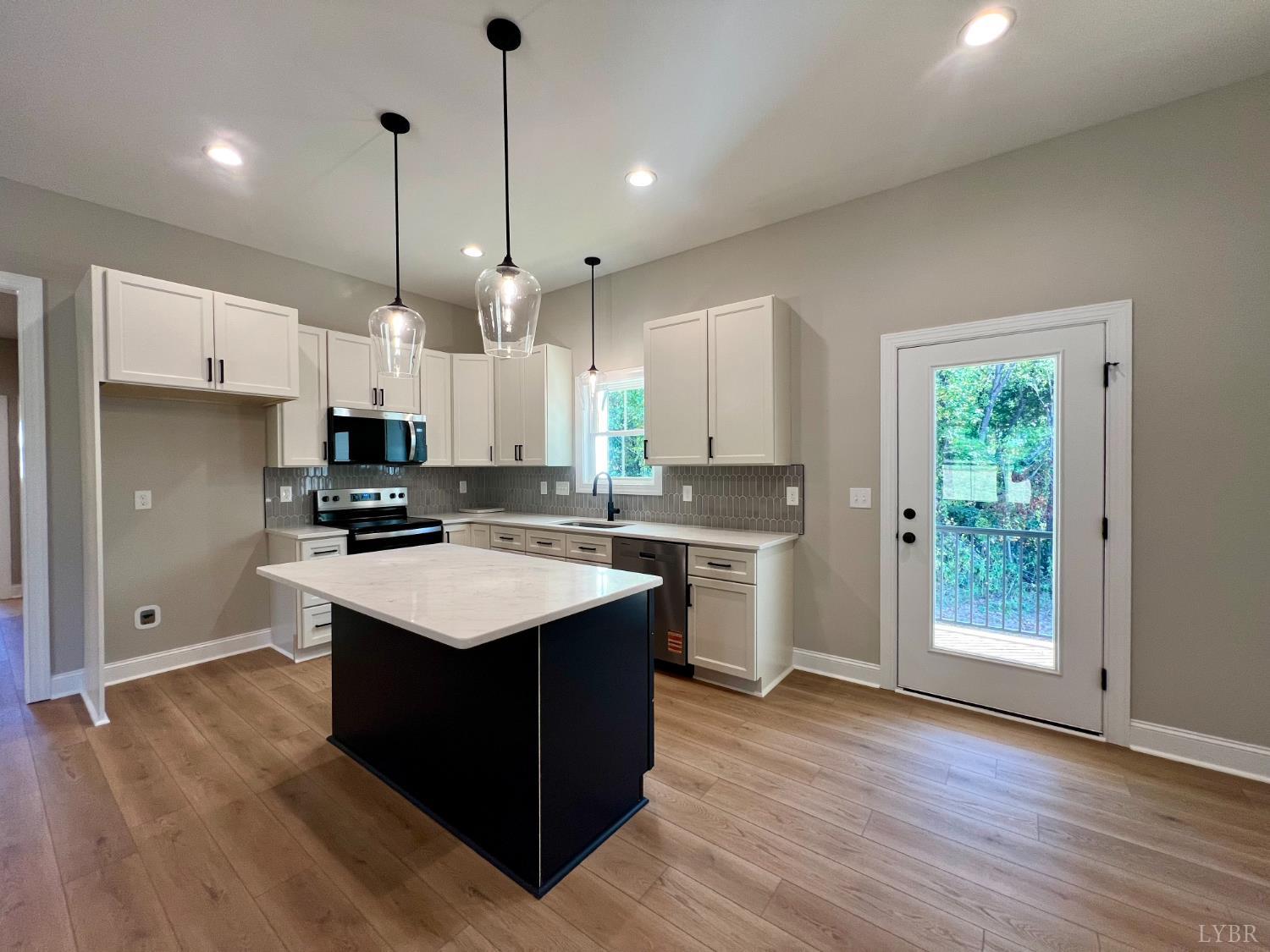 112 Graham Creek Road Madison Heights, VA 24572 - Photo 8 of 42