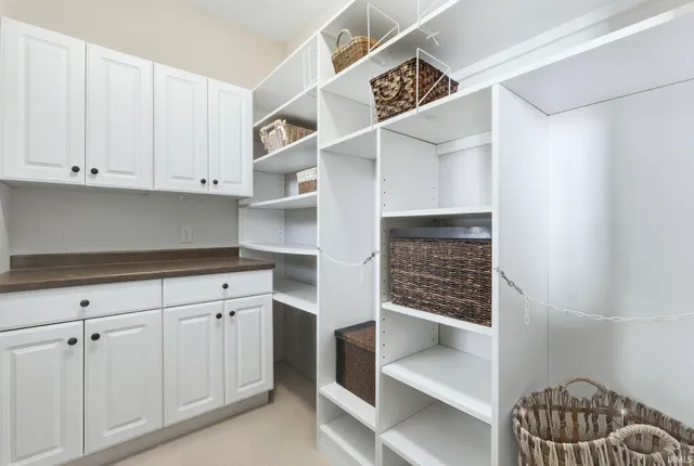 $479,900 | 123 Tawney Eagle Court, Huntertown, IN 46748