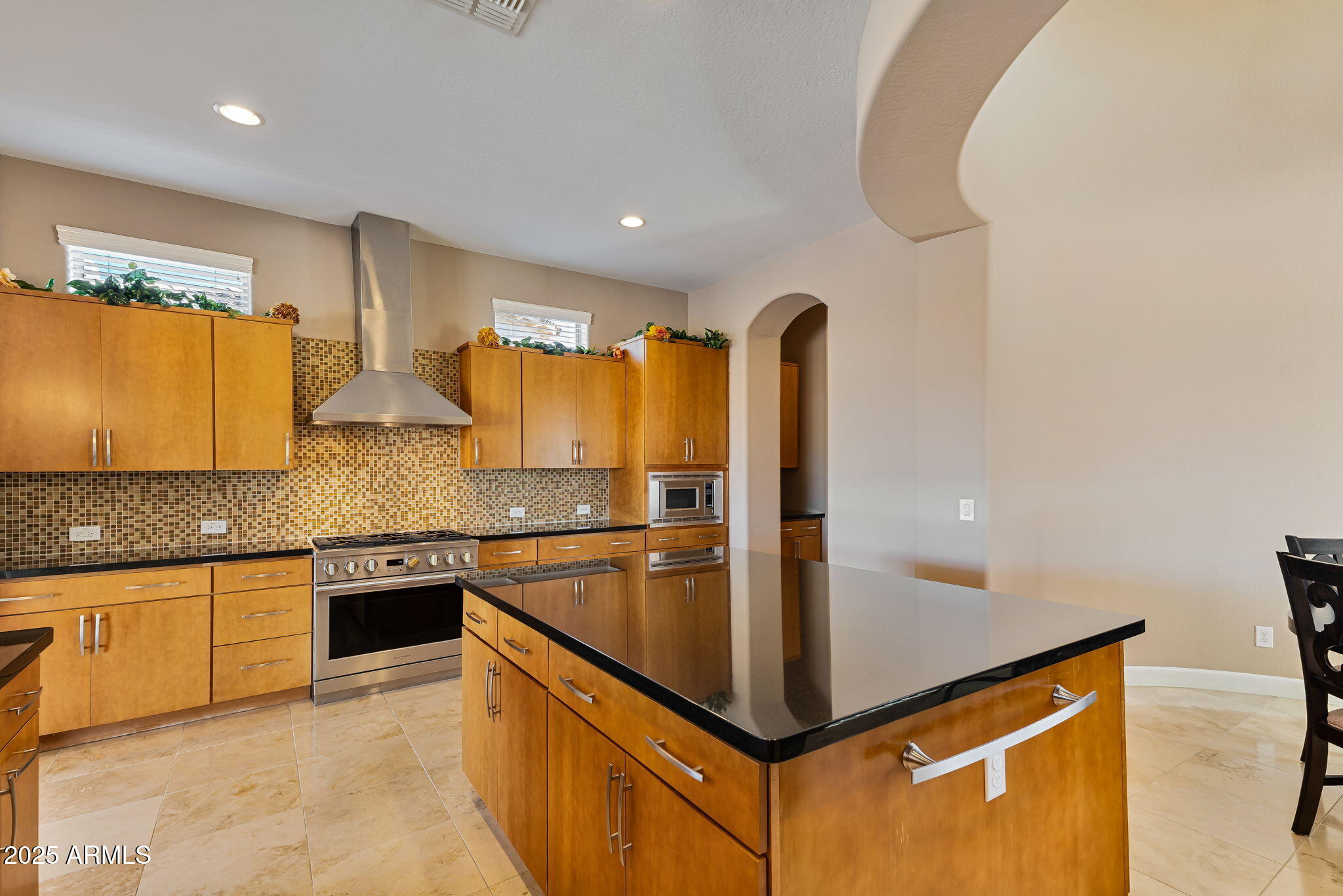18088 West Narramore Road Goodyear, AZ 85338 - Photo 19 of 85 16-web-or-mls-Done Interior-31
