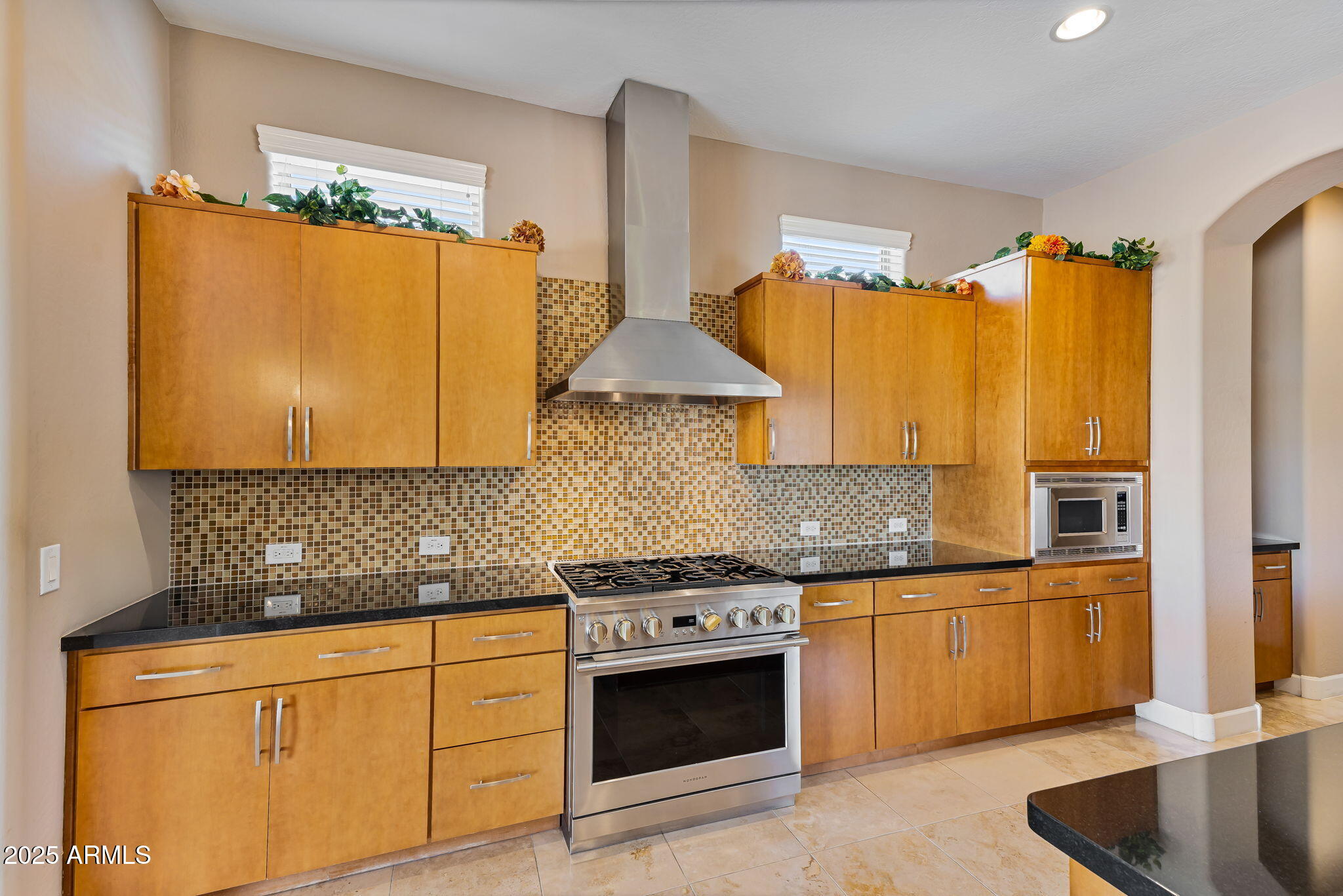 18088 West Narramore Road Goodyear, AZ 85338 - Photo 24 of 85 21-web-or-mls-Done Interior-25