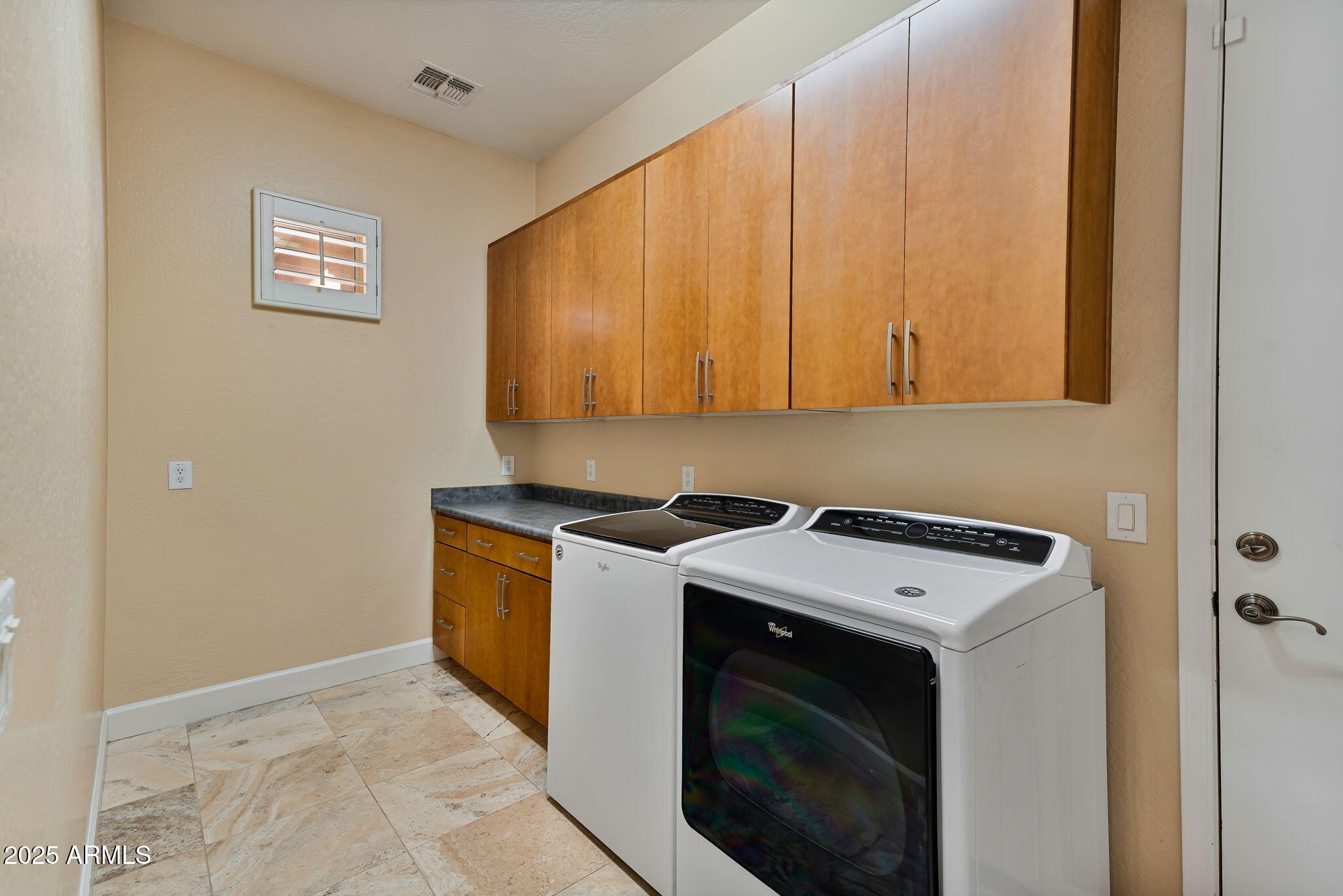 18088 West Narramore Road Goodyear, AZ 85338 - Photo 30 of 85 27-web-or-mls-Done Interior-14